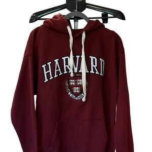 Harvard University Pullover Hoodie Women’s Medium Fall Campus Style